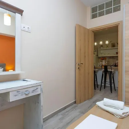 Διαμέρισμα 3c's Thess :central, Cosy & Convenient *